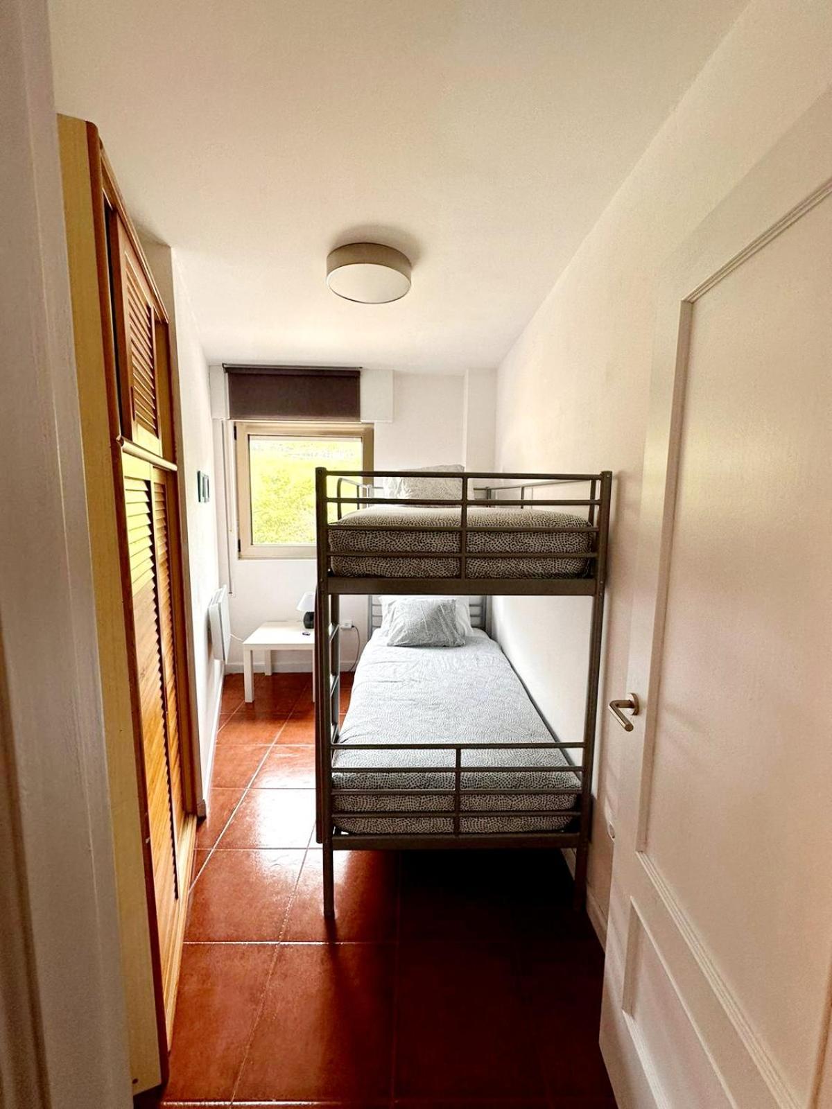 Apartamento Playa Meron San Vicente De La Barquera Exterior photo